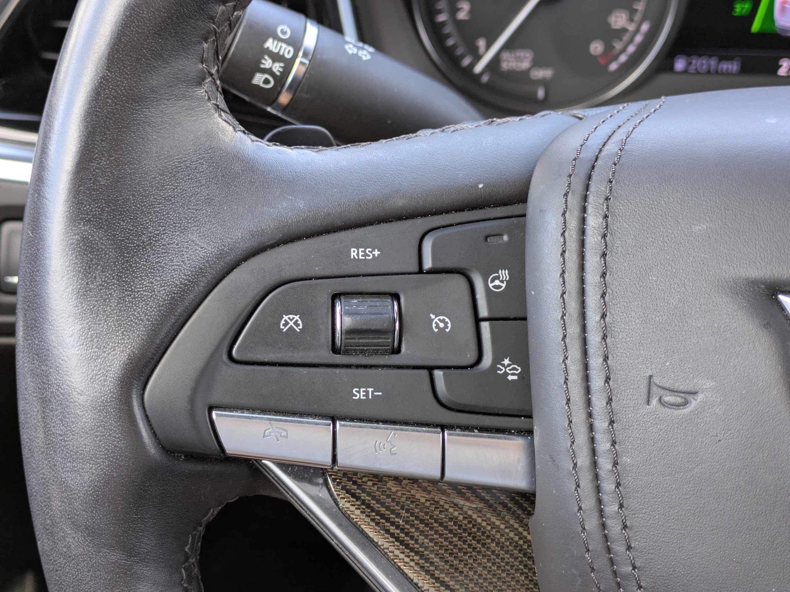 Certified 2023 Cadillac XT6 Premium Luxury w/ Platinum Package image 23