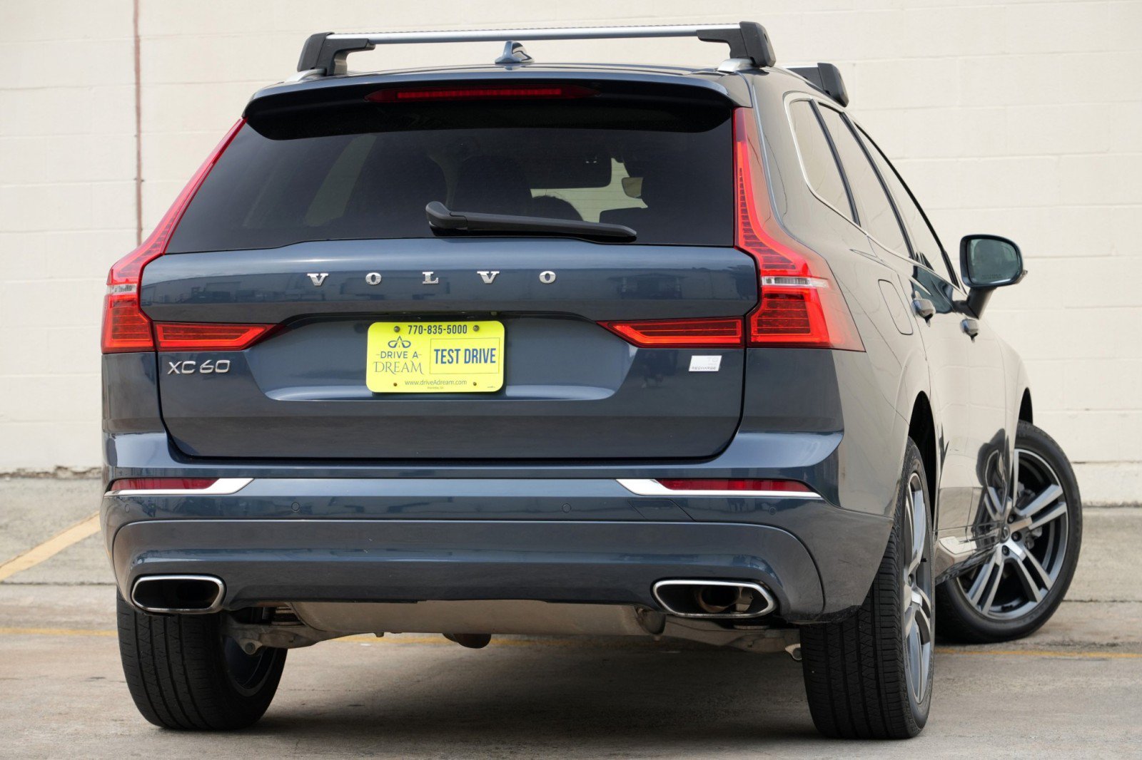 Used 2021 Volvo XC60 T8 Inscription Expression w/ Premium Package AWD/4WD image 5