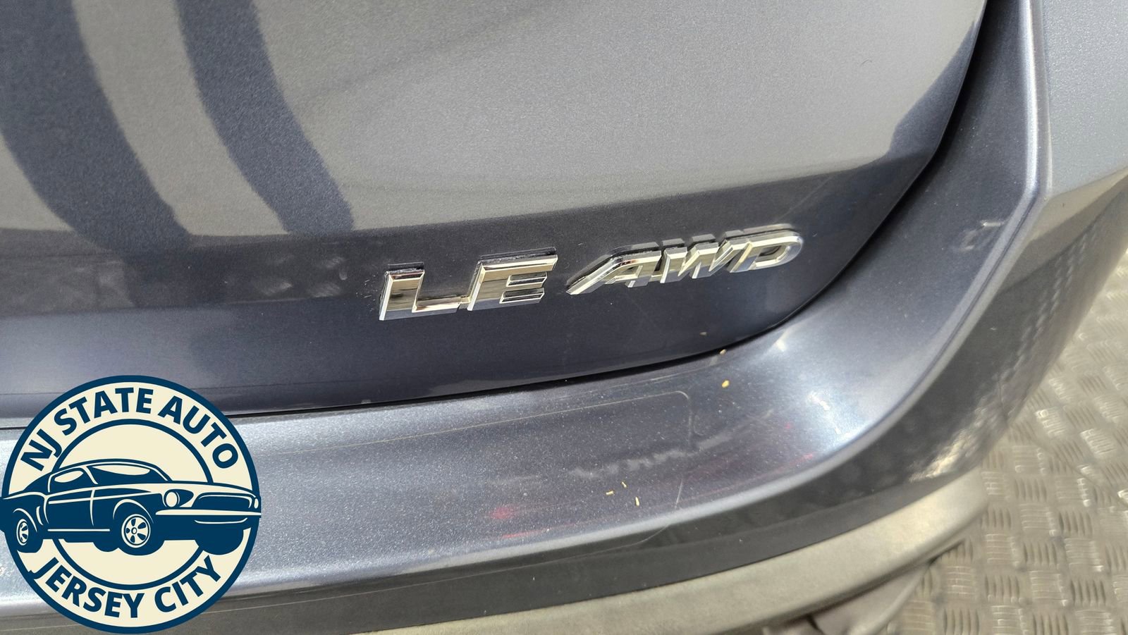 Used 2019 Toyota Highlander Plus AWD/4WD image 32
