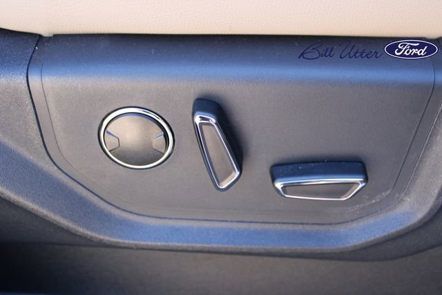 Used 2024 Ford Expedition Limited RWD image 12