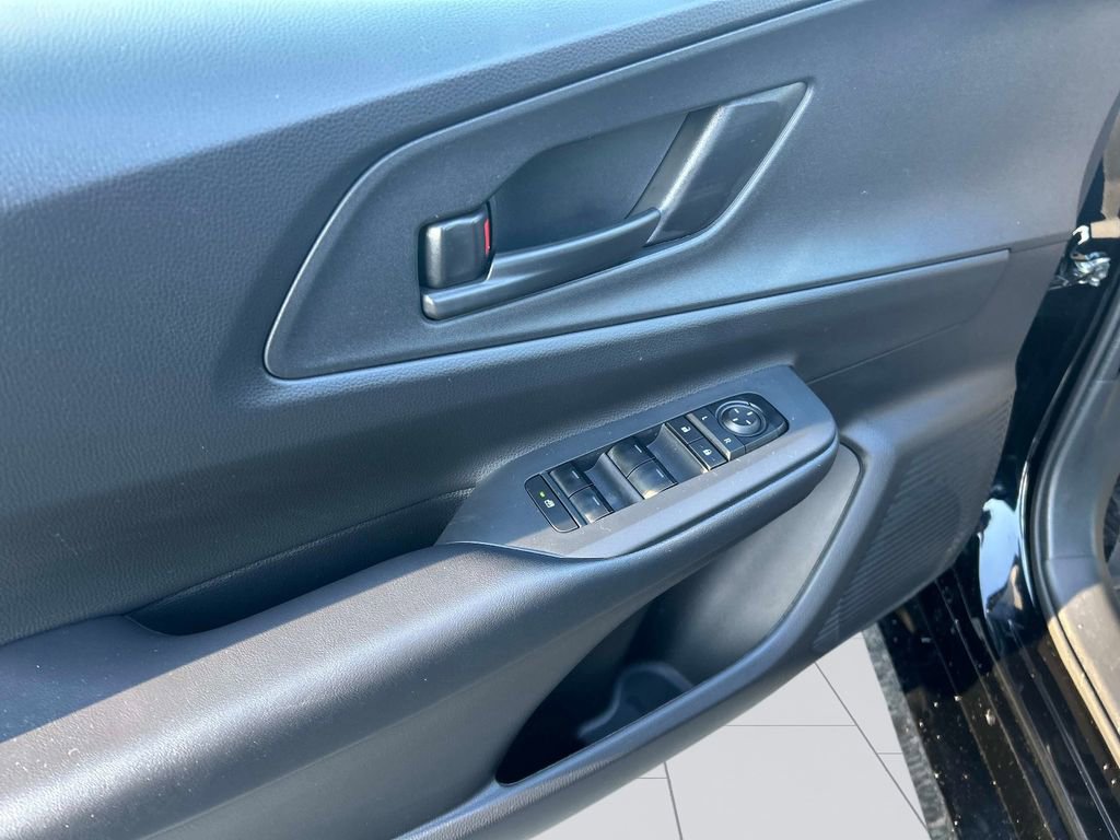Used 2025 Toyota Prius Plug-In Hybrid image 18