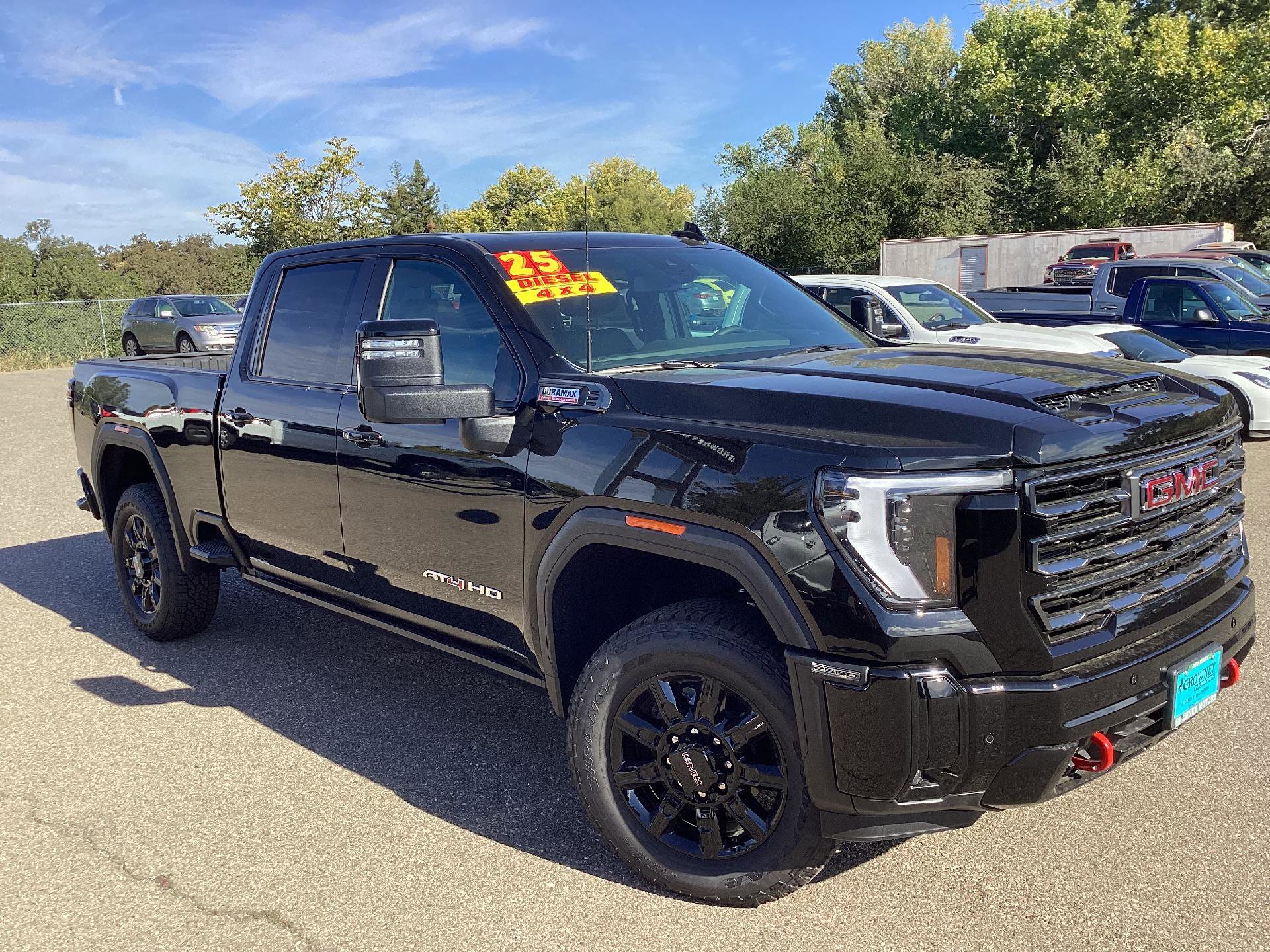 New 2025 GMC Sierra 2500 AT4 w/ Max Trailering Package image 3