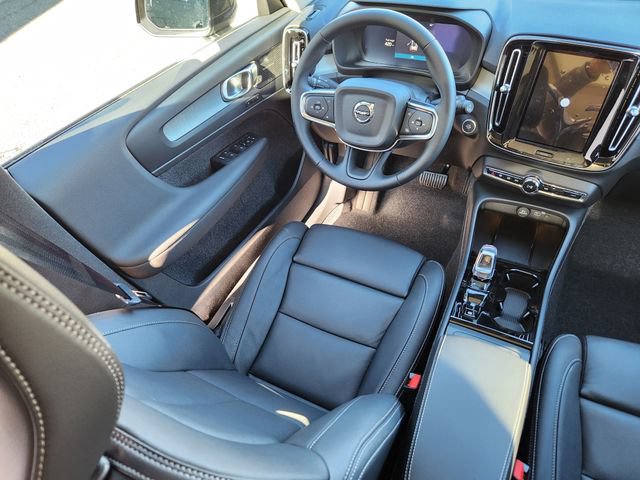 New 2026 Volvo XC40 B5 Ultra w/ Climate Package AWD/4WD image 10