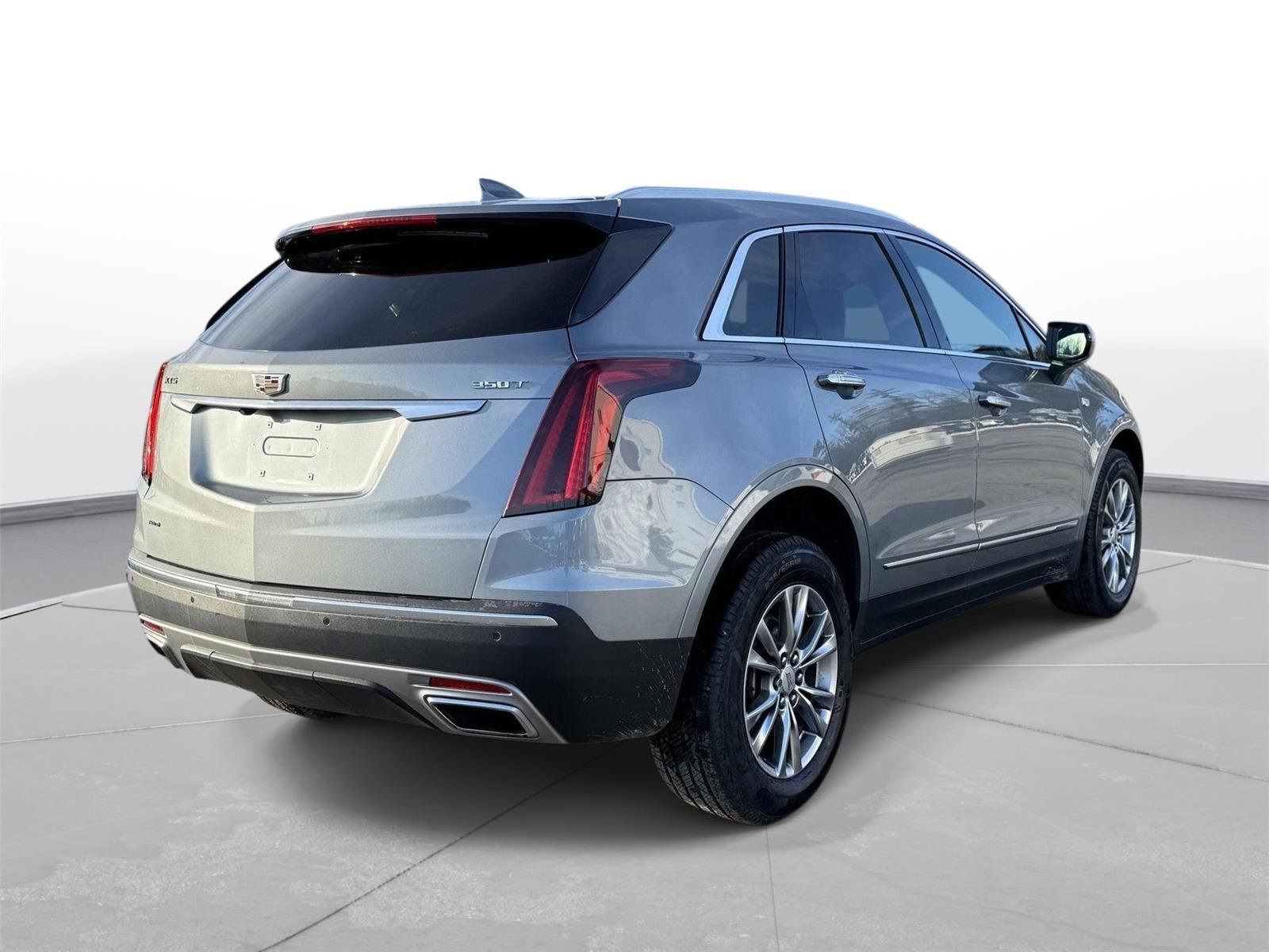 Certified 2023 Cadillac XT5 Premium Luxury image 5
