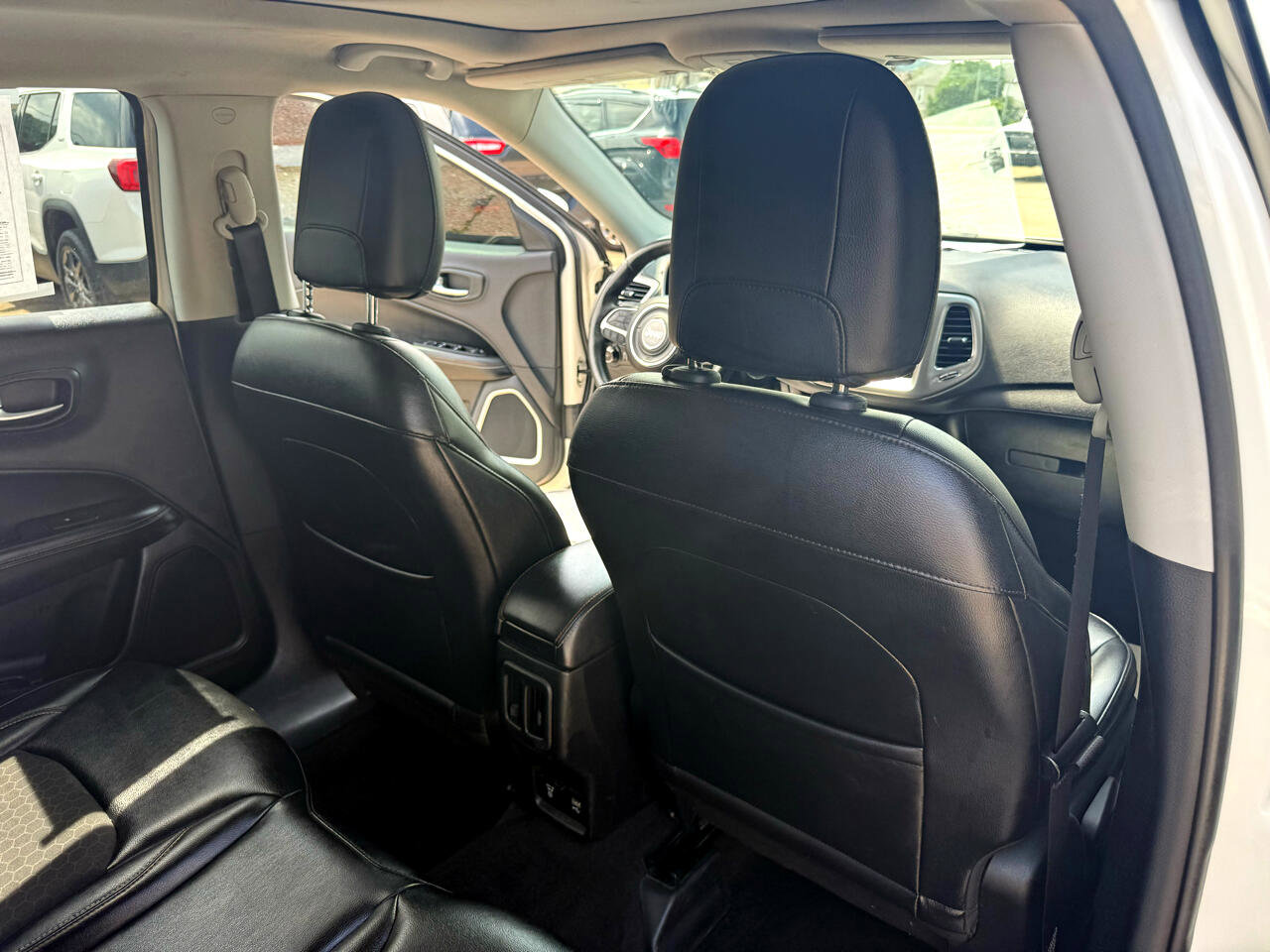 Used 2017 Jeep Compass Latitude w/ Popular Equipment Group image 54