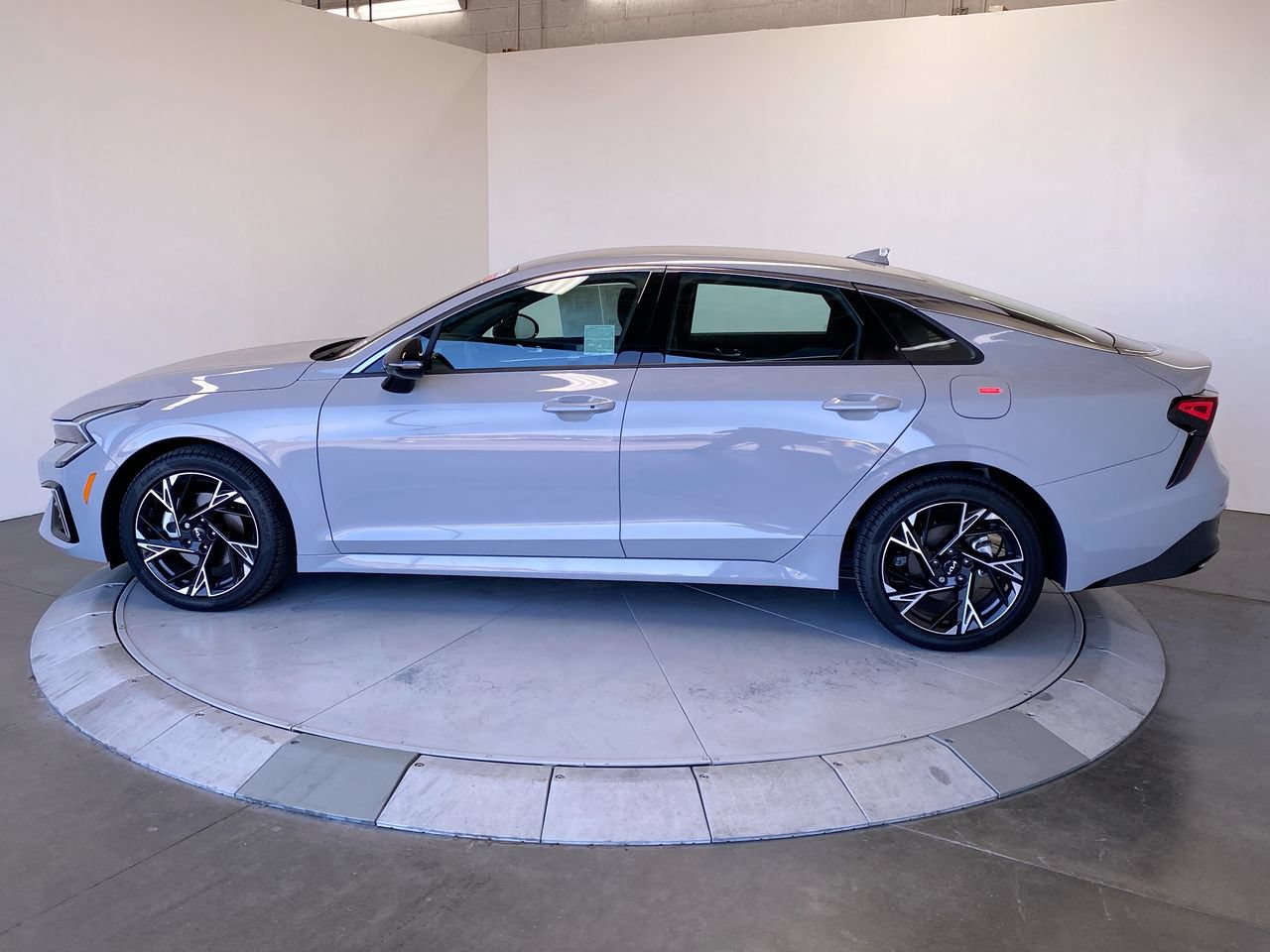 Certified 2026 Kia K5 GT-Line FWD image 2