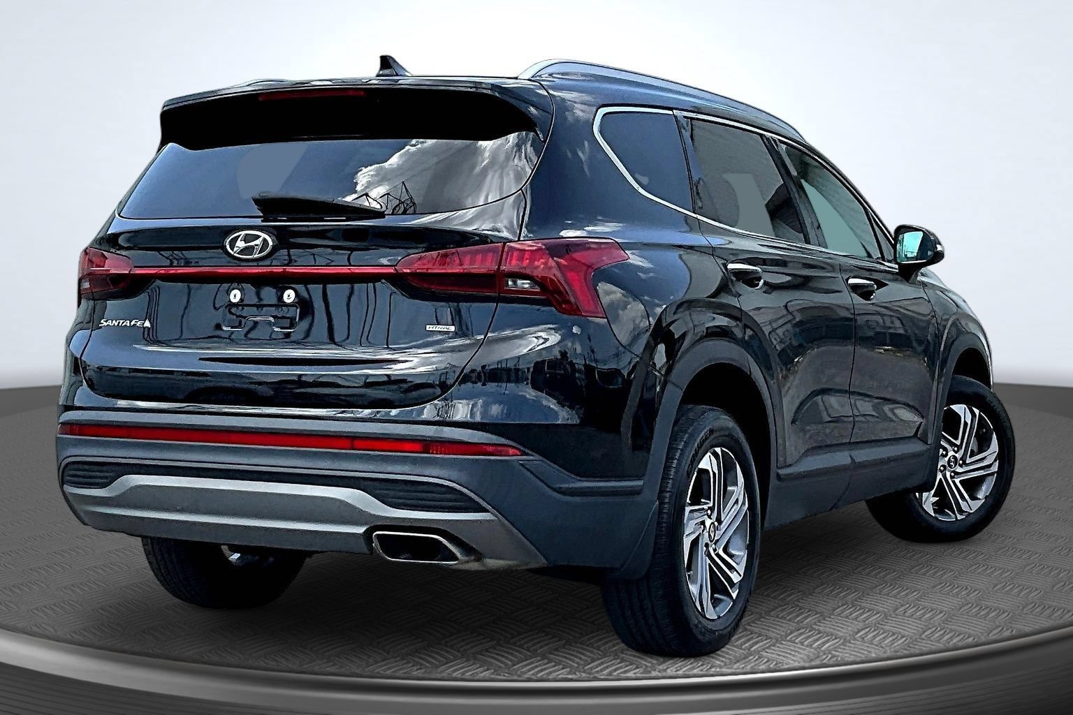 Used 2023 Hyundai Santa Fe SEL AWD/4WD image 7