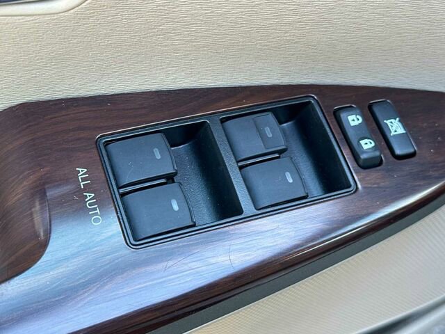 Used 2013 Toyota Venza LE image 14