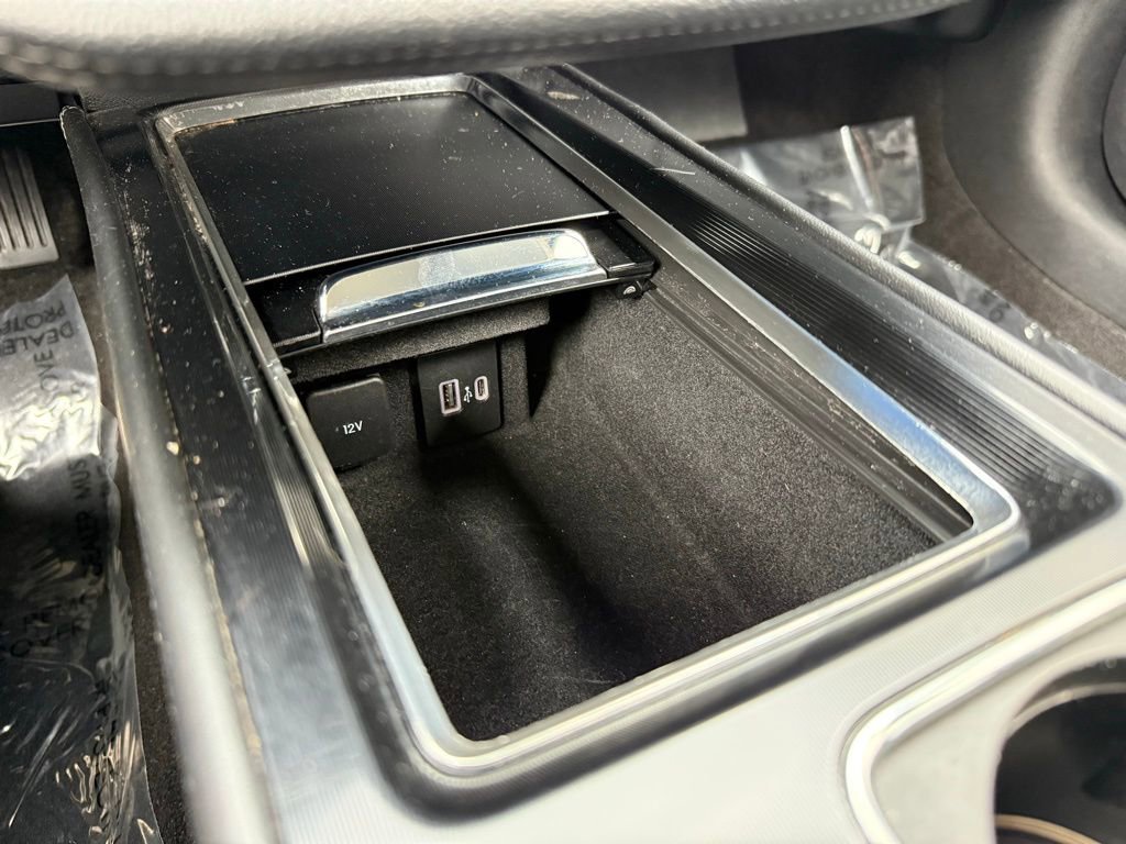 Used 2021 Lincoln Corsair AWD image 23