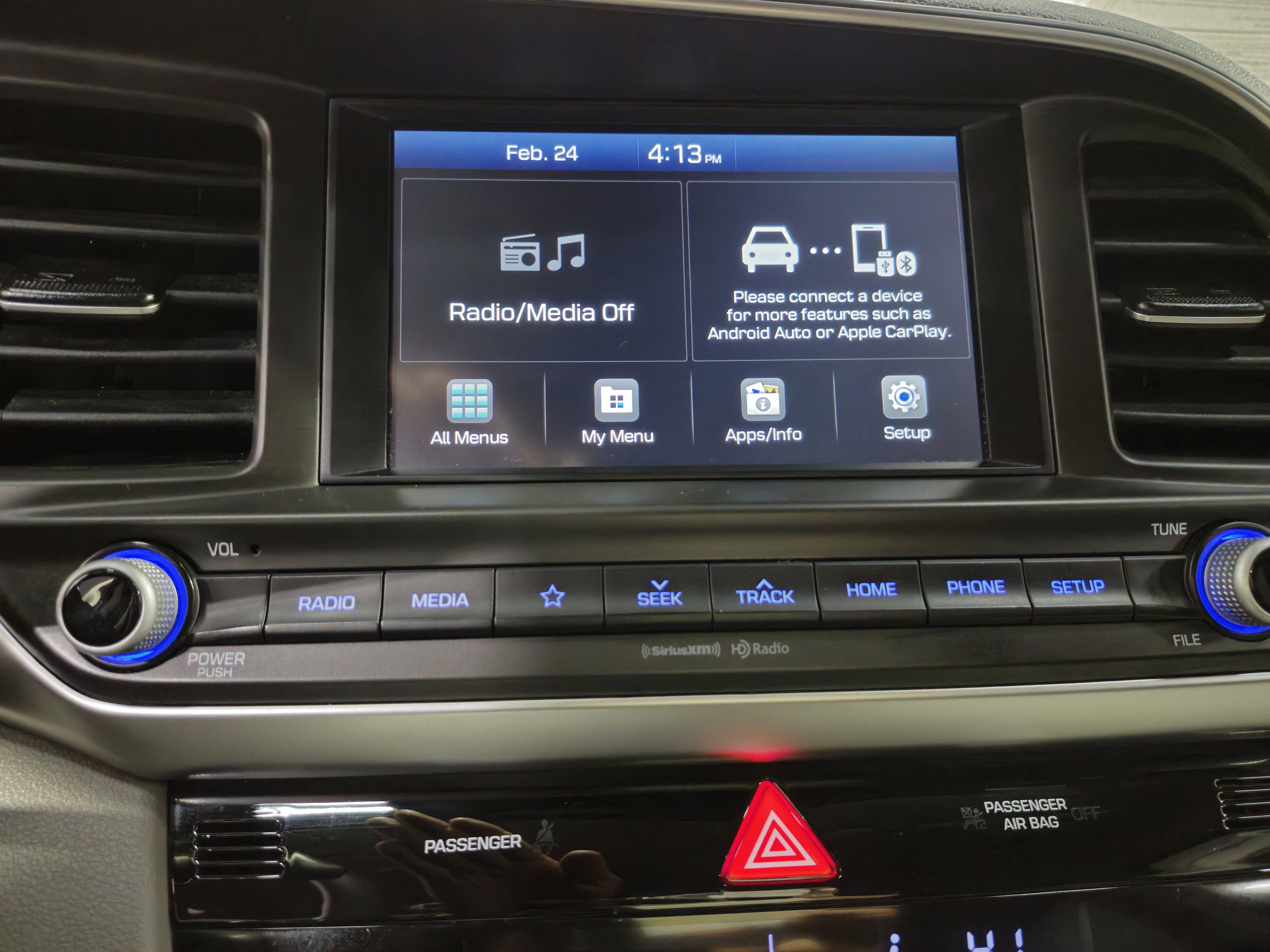 Used 2020 Hyundai Elantra SEL image 4