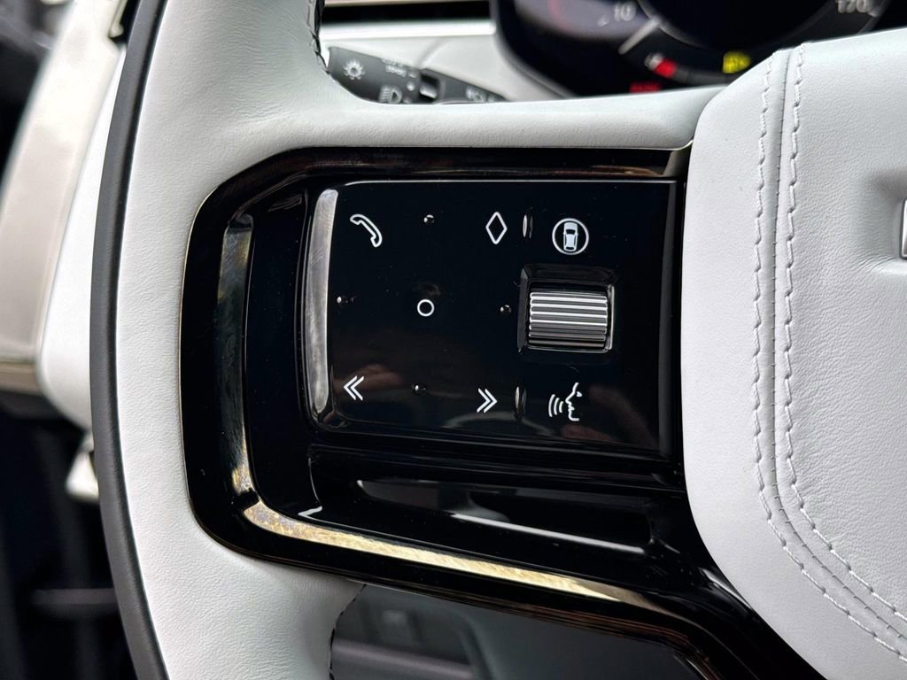 New 2026 Land Rover Range Rover Sport Dynamic SE AWD/4WD image 30