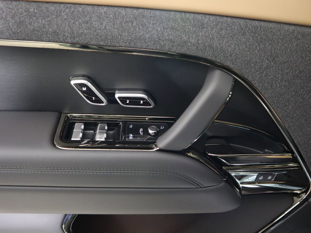 New 2026 Land Rover Range Rover Sport Dynamic SE image 25
