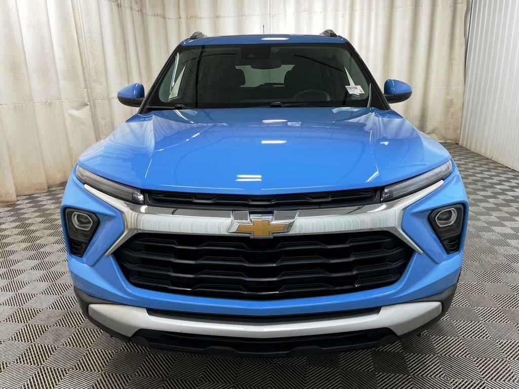 Certified 2024 Chevrolet TrailBlazer LT w/ Driver Confidence Package image 11