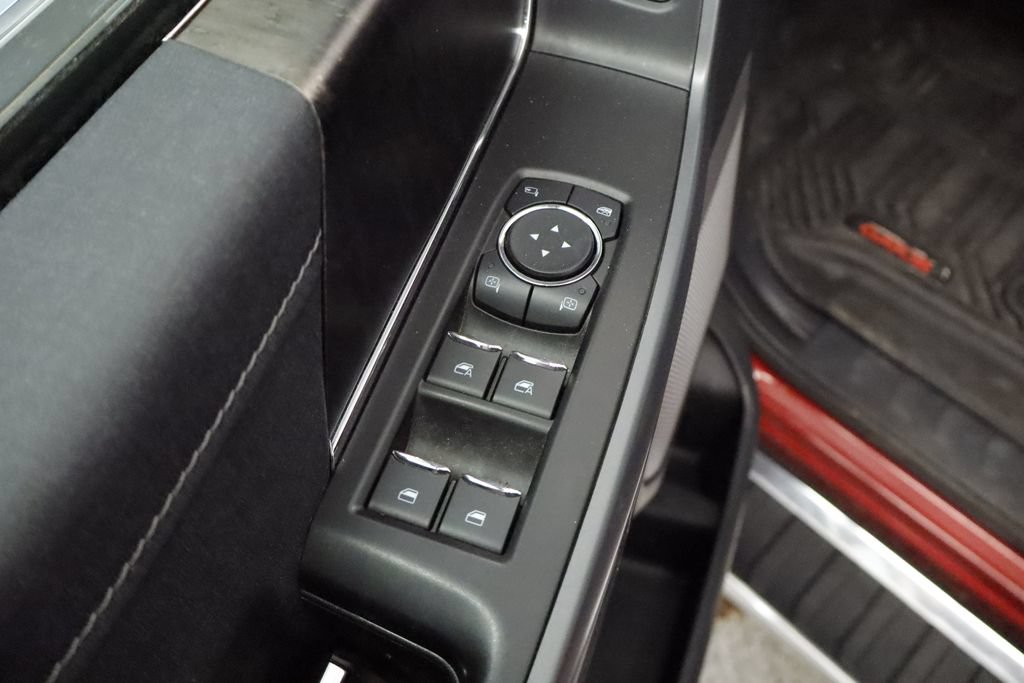 Used 2021 Ford F150 Lariat AWD/4WD image 23
