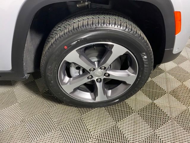 Used 2024 Jeep Grand Cherokee Limited 4xe w/ Luxury Tech Group II image 44