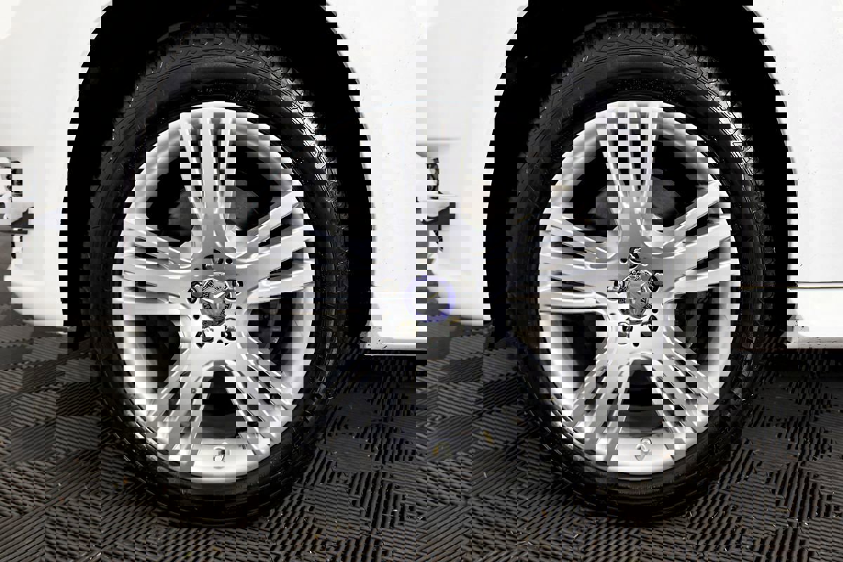 Used 2014 Mercedes-Benz GLK 250 BlueTEC 4MATIC image 50