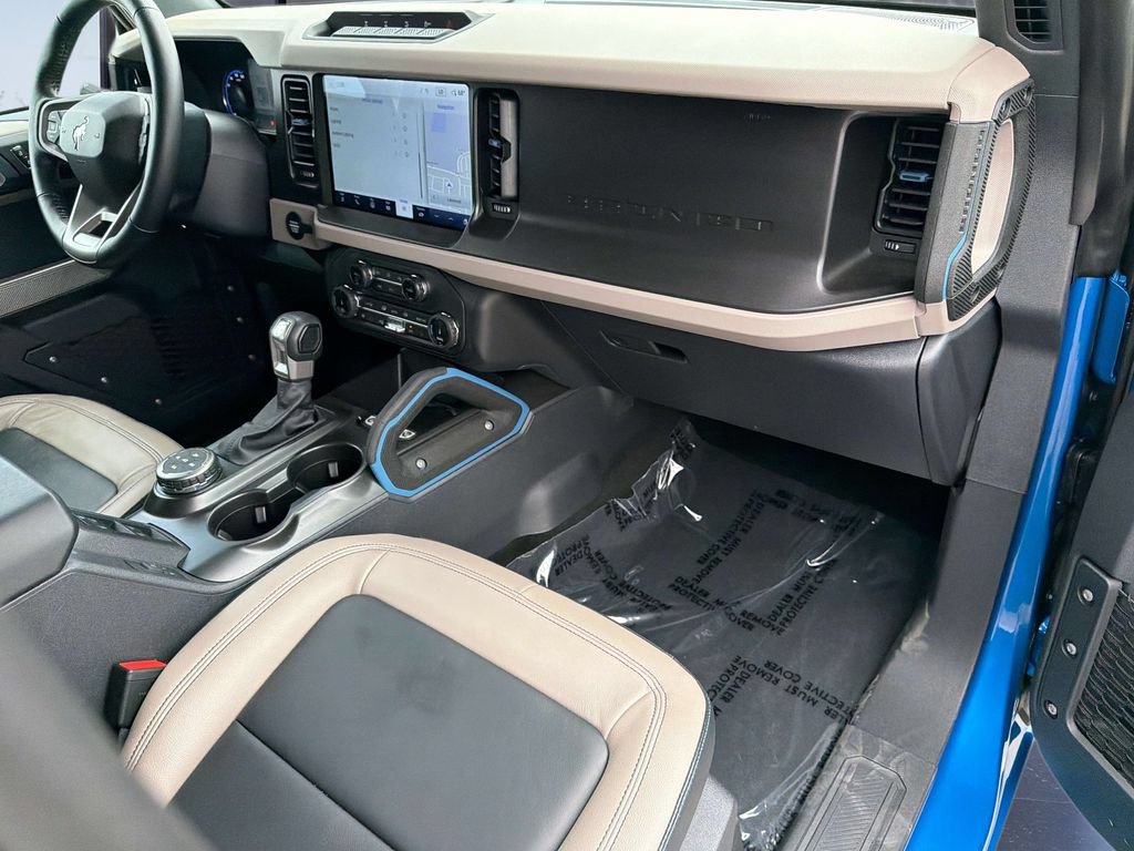 Certified 2022 Ford Bronco Wildtrak AWD/4WD image 35
