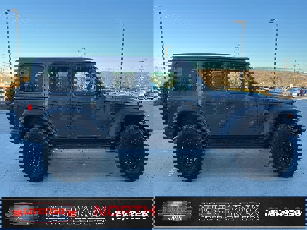 Used 2025 Jeep Wrangler Sport S image 22