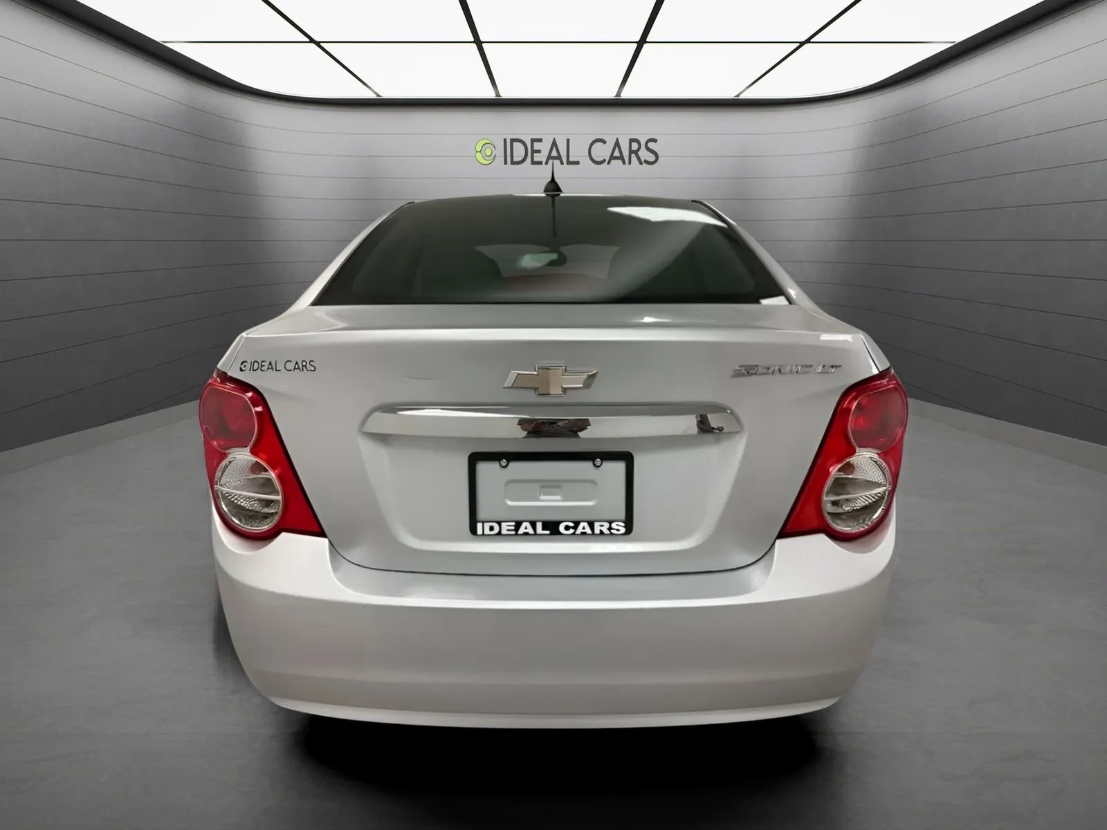 Used 2016 Chevrolet Sonic LT FWD image 6