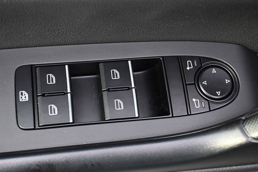 Used 2025 MAZDA CX-50 AWD 2.5 S w/ Premium Package image 24