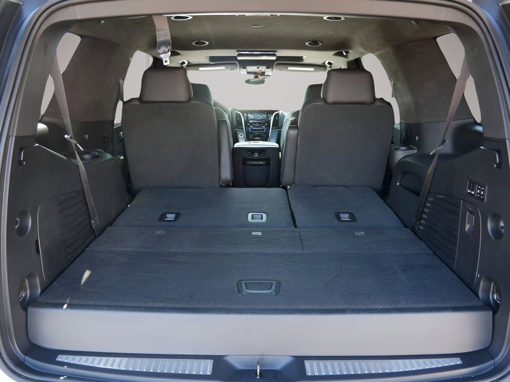 Used 2020 Cadillac Escalade Platinum AWD/4WD image 12