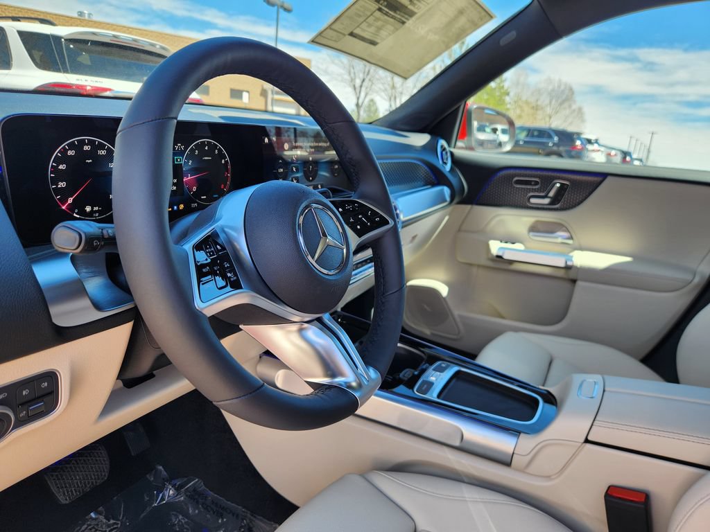 New 2026 Mercedes-Benz GLB 250 4MATIC image 26