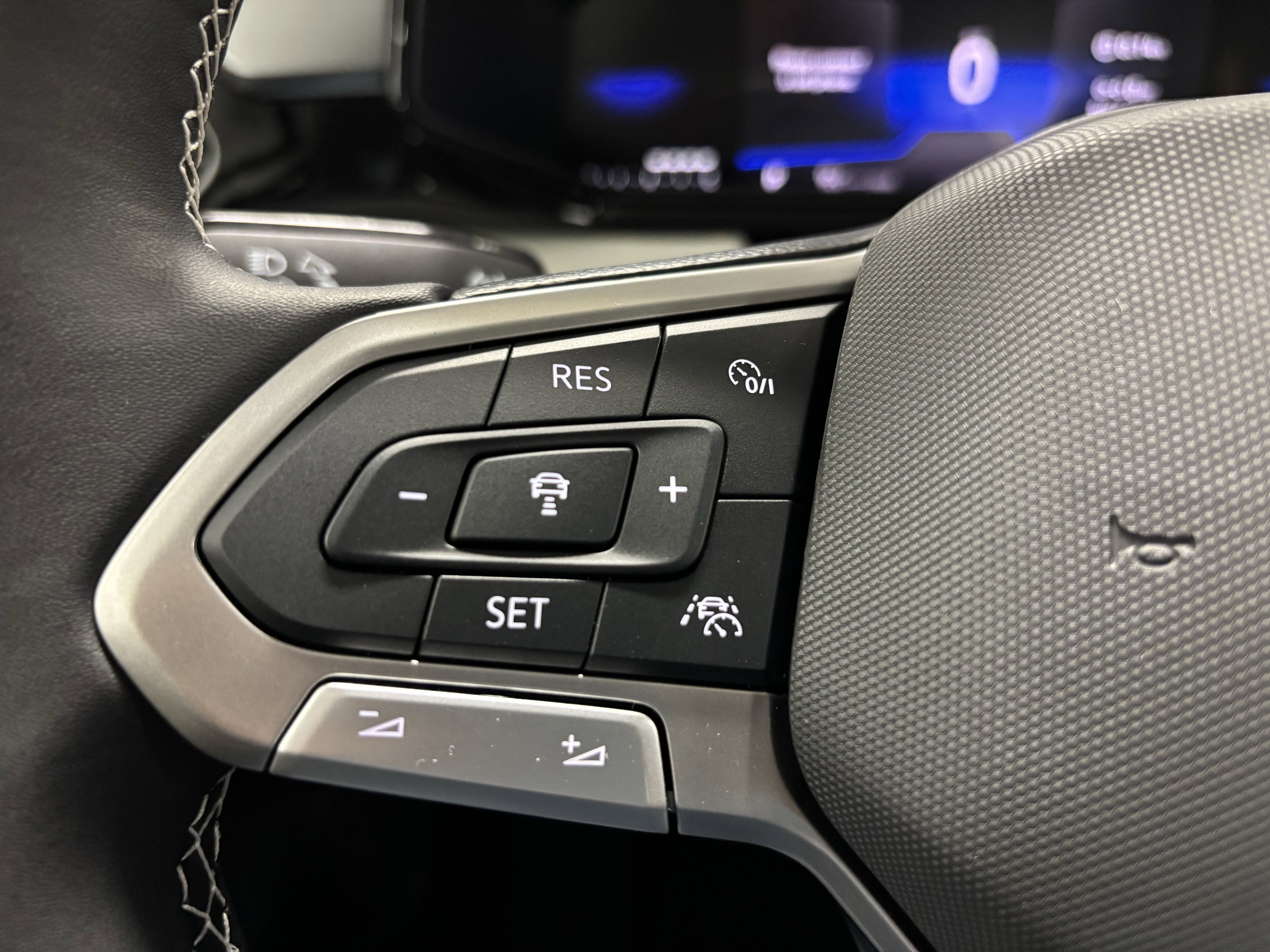 New 2025 Volkswagen Taos S image 23