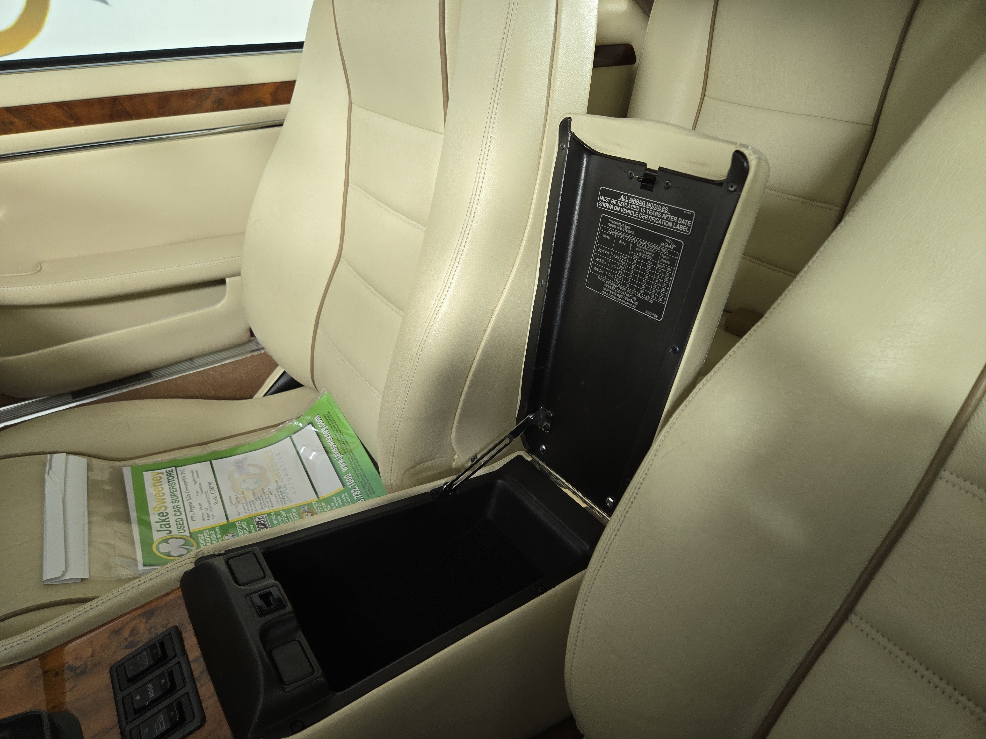 Used 1996 Jaguar XJS 4.0 Convertible image 25