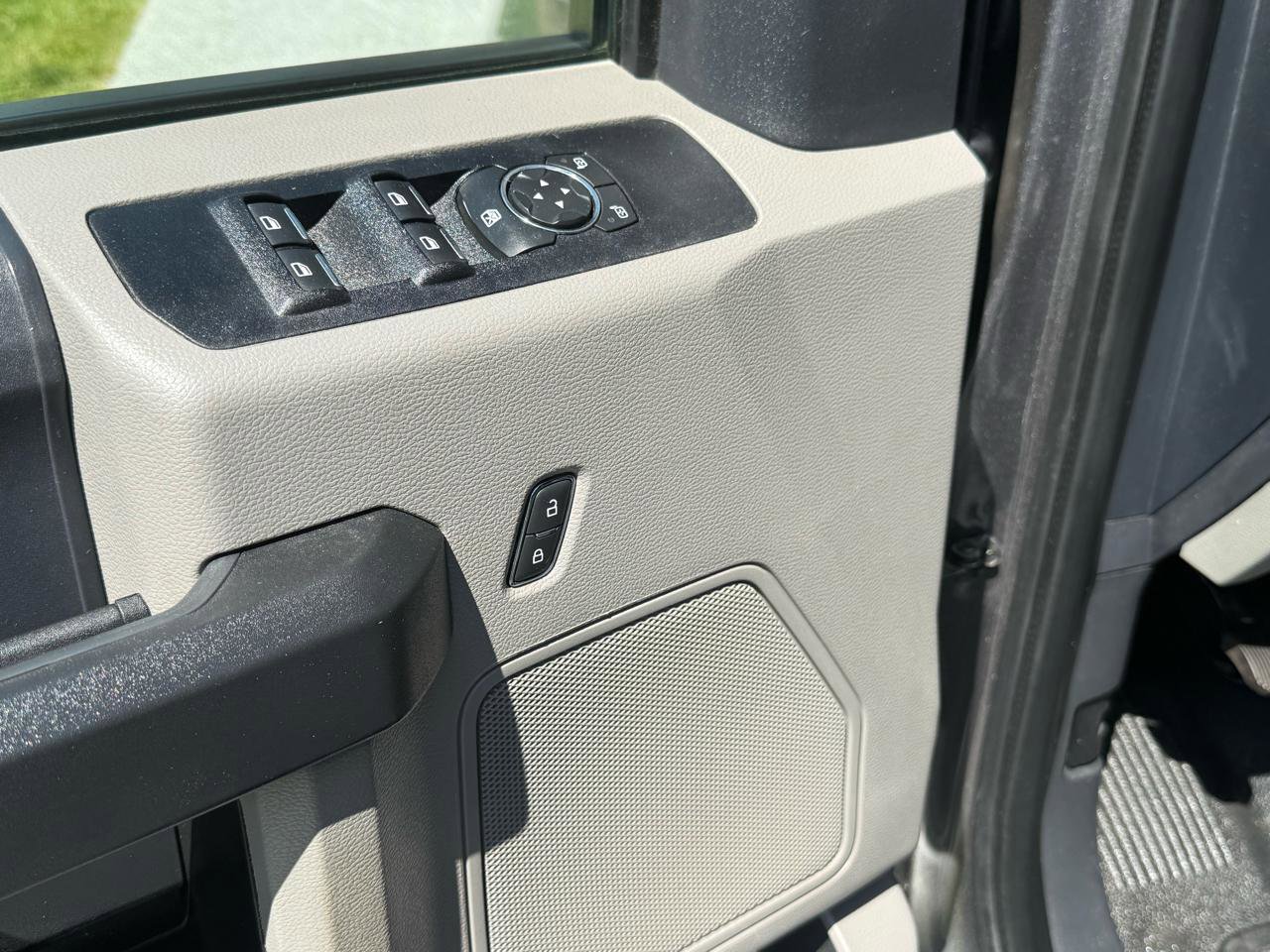 Used 2022 Ford F250 XL w/ Power Equipment Group AWD/4WD image 15