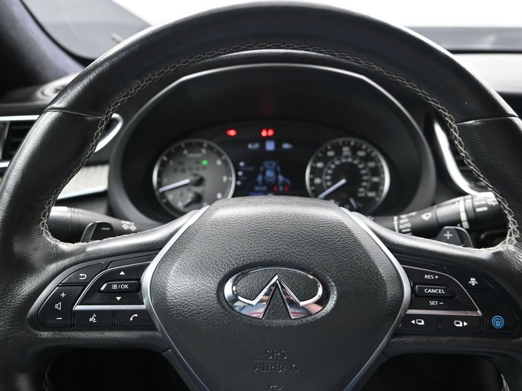 Used 2020 INFINITI QX50 Pure image 16