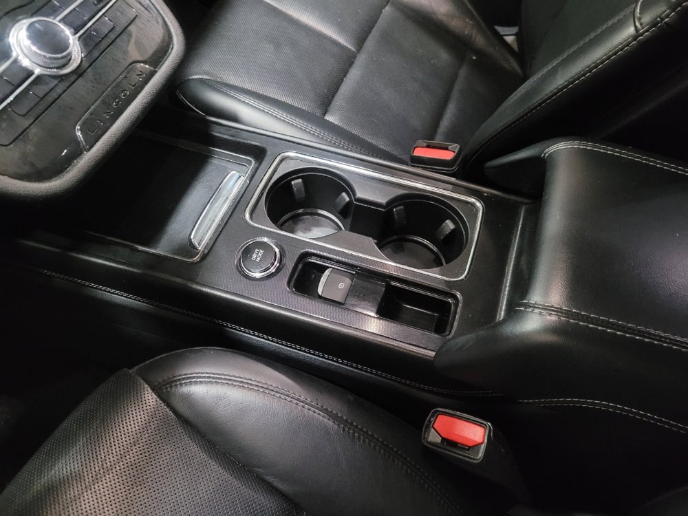 Used 2020 Lincoln Corsair AWD w/ Premium Package image 26