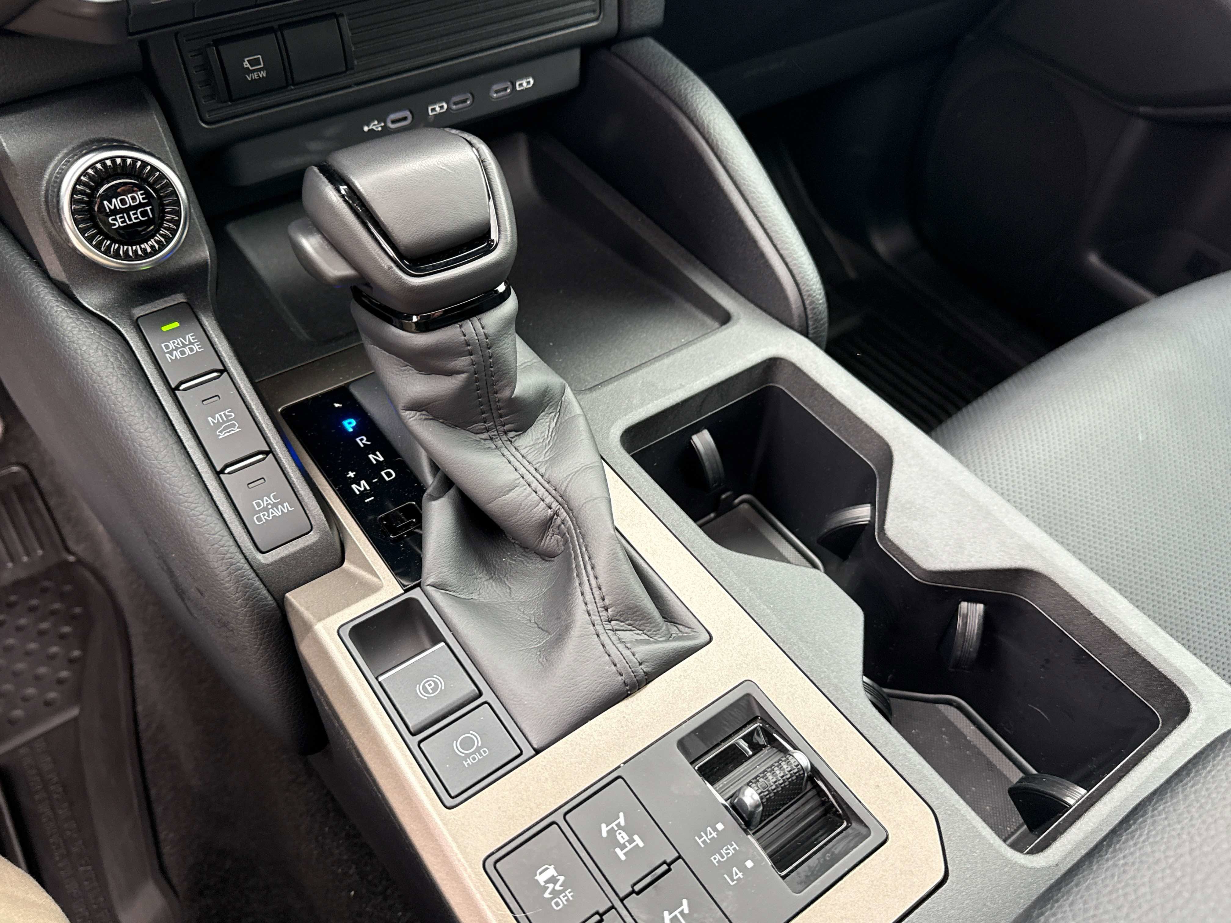 Used 2025 Toyota Land Cruiser image 21