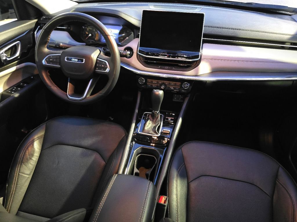 Used 2022 Jeep Compass Limited image 22