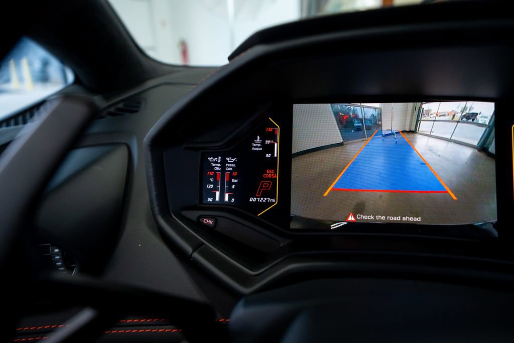 Used 2021 Lamborghini Huracan EVO image 47