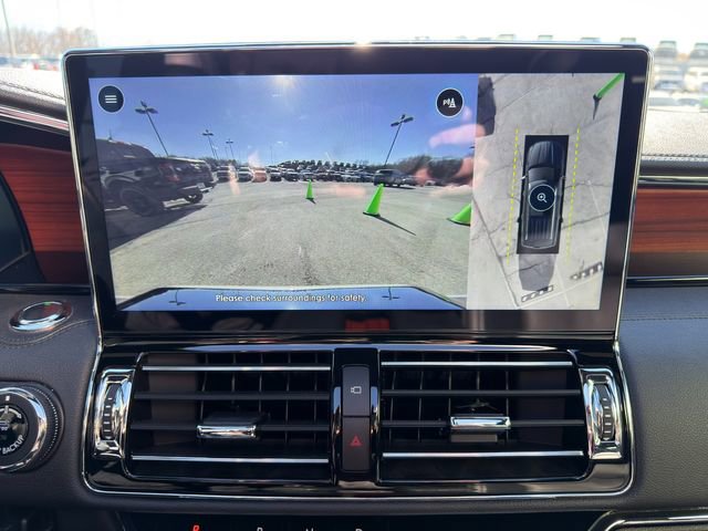 Used 2024 Lincoln Navigator Reserve AWD/4WD image 30