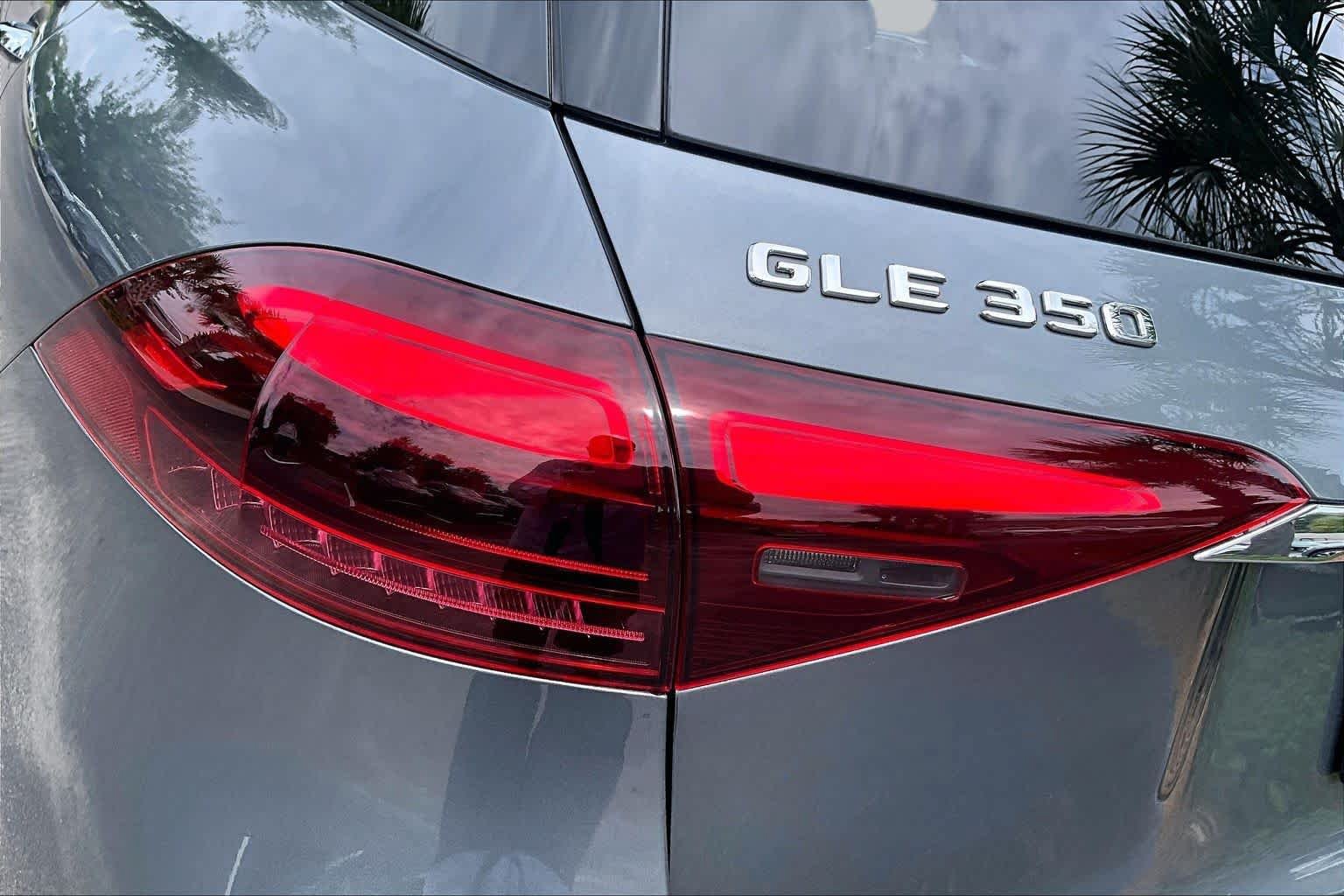 Used 2024 Mercedes-Benz GLE 350 4MATIC image 29