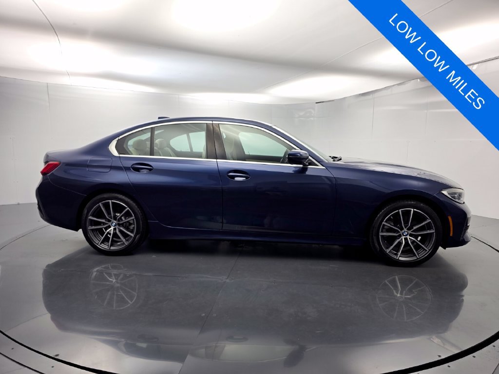 Used 2020 BMW 330i Sedan w/ Convenience Package RWD image 3