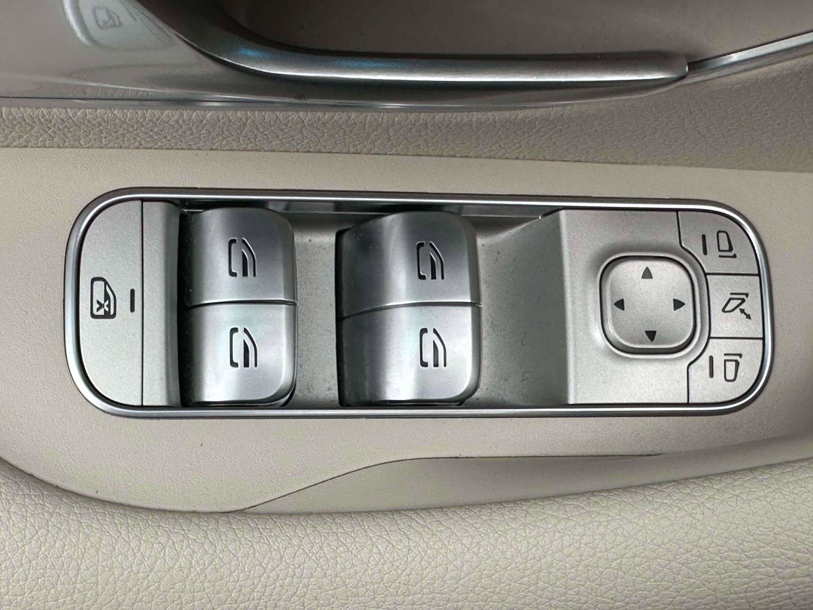 Certified 2022 Mercedes-Benz GLS 450 4MATIC image 13