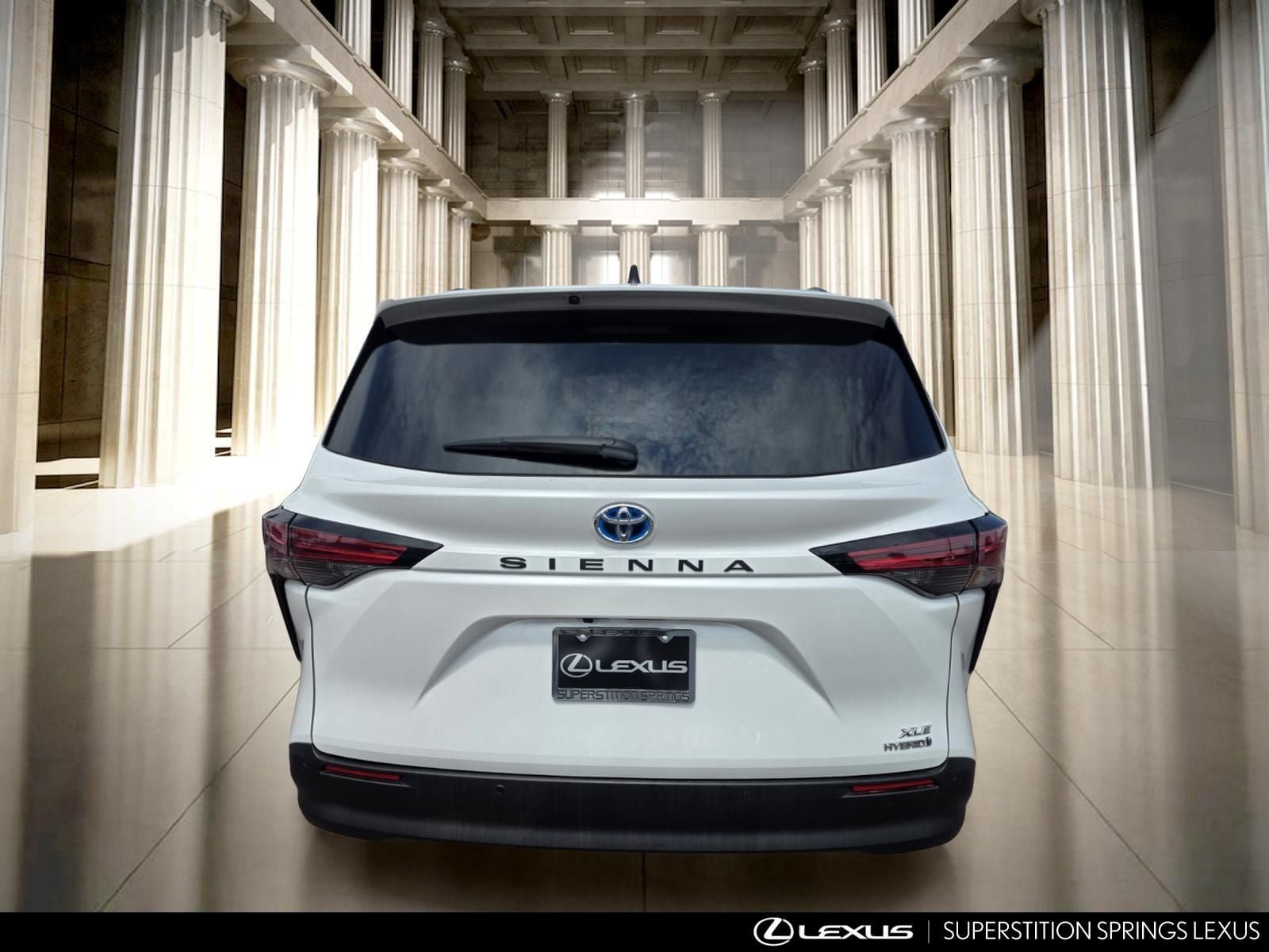 Used 2022 Toyota Sienna XLE FWD image 5