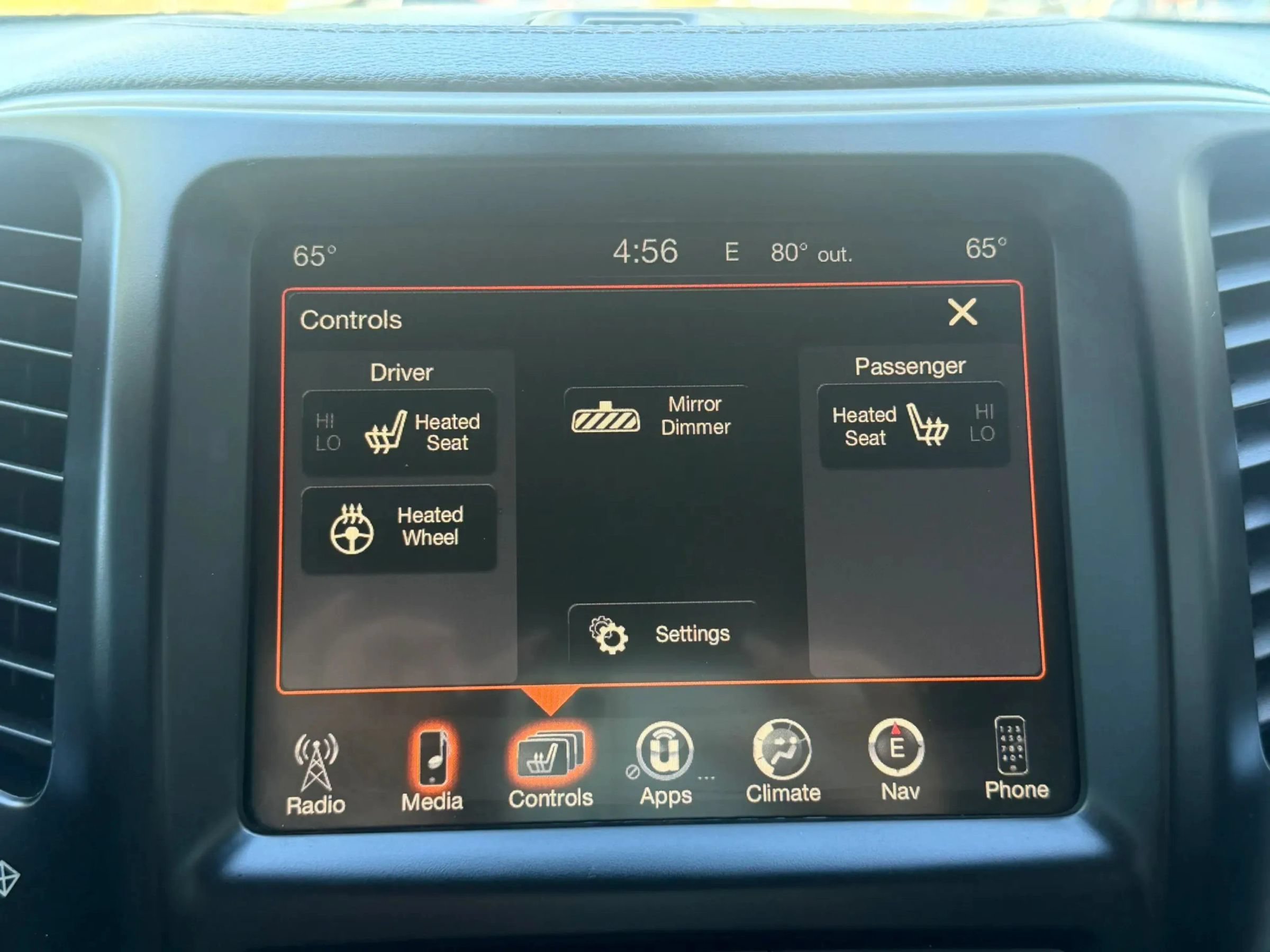 Used 2017 Jeep Cherokee Limited FWD image 39