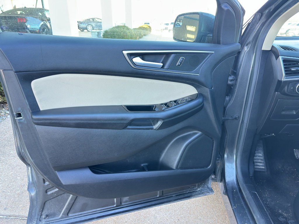 Used 2015 Ford Edge SEL w/ Cargo Accessory Package image 10