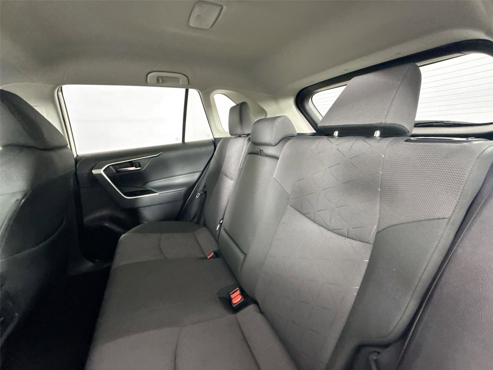 Certified 2025 Toyota RAV4 XLE AWD/4WD image 28