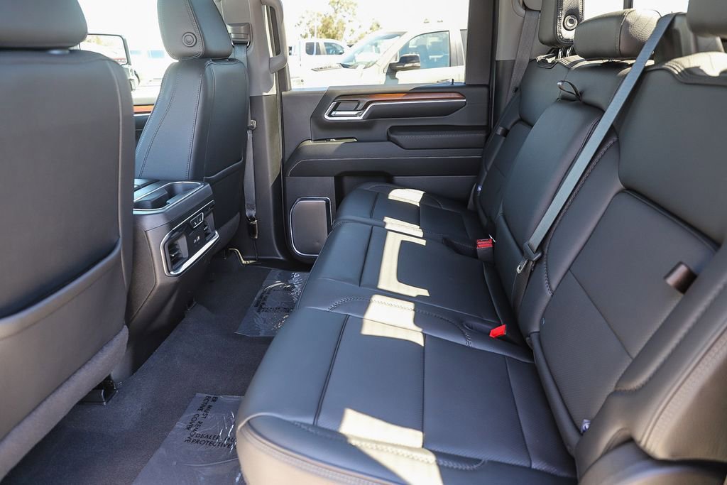 Used 2024 GMC Sierra 3500 Denali w/ Denali Reserve Package image 20