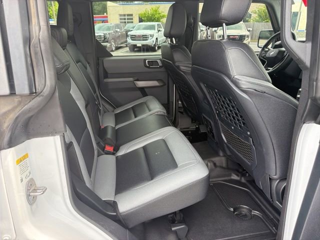 Used 2023 Ford Bronco Black Diamond image 7