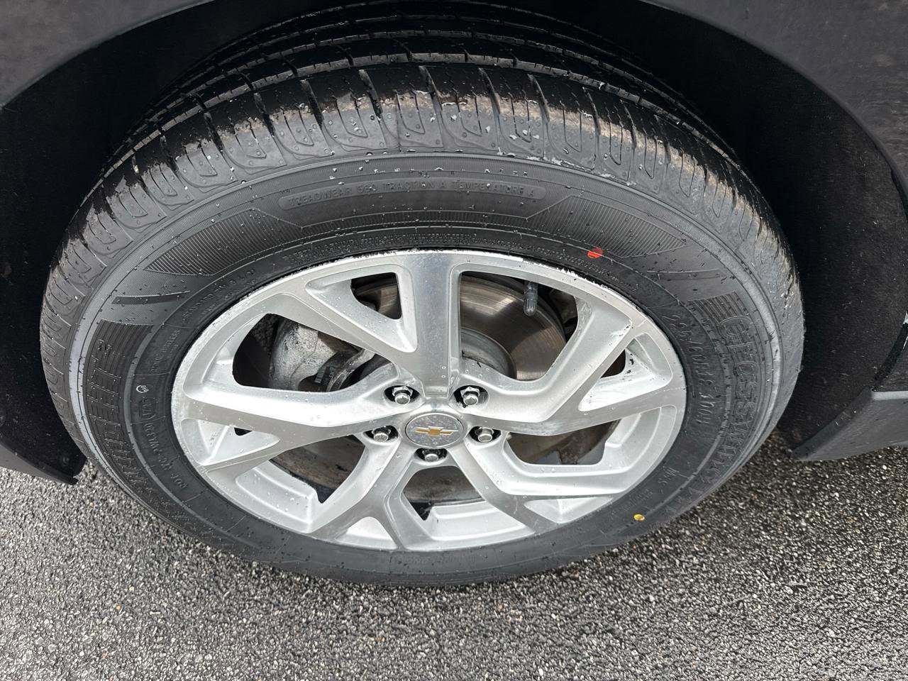 Used 2021 Chevrolet Equinox LT FWD image 31