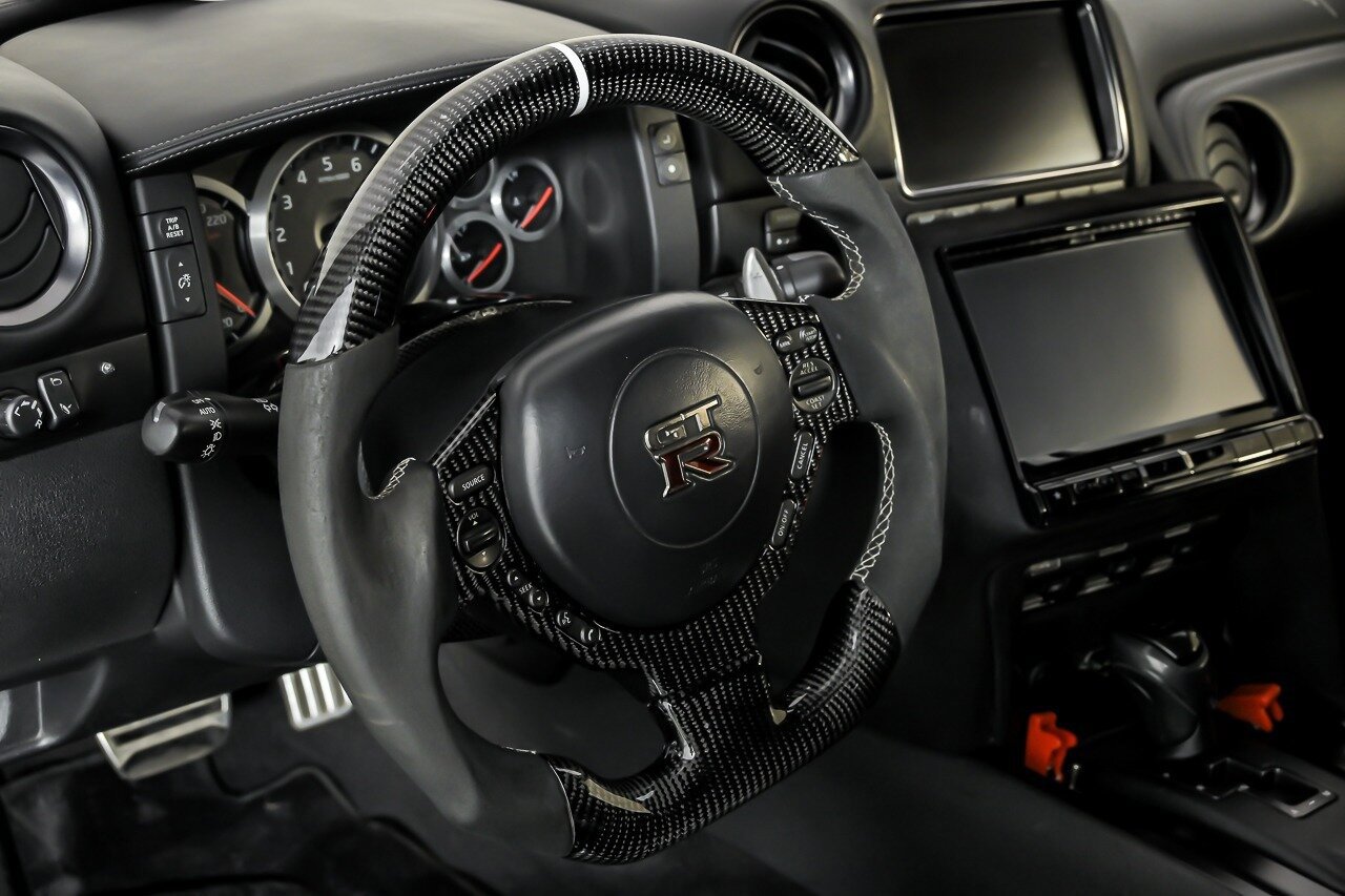 Used 2013 Nissan GT-R Premium AWD/4WD image 25