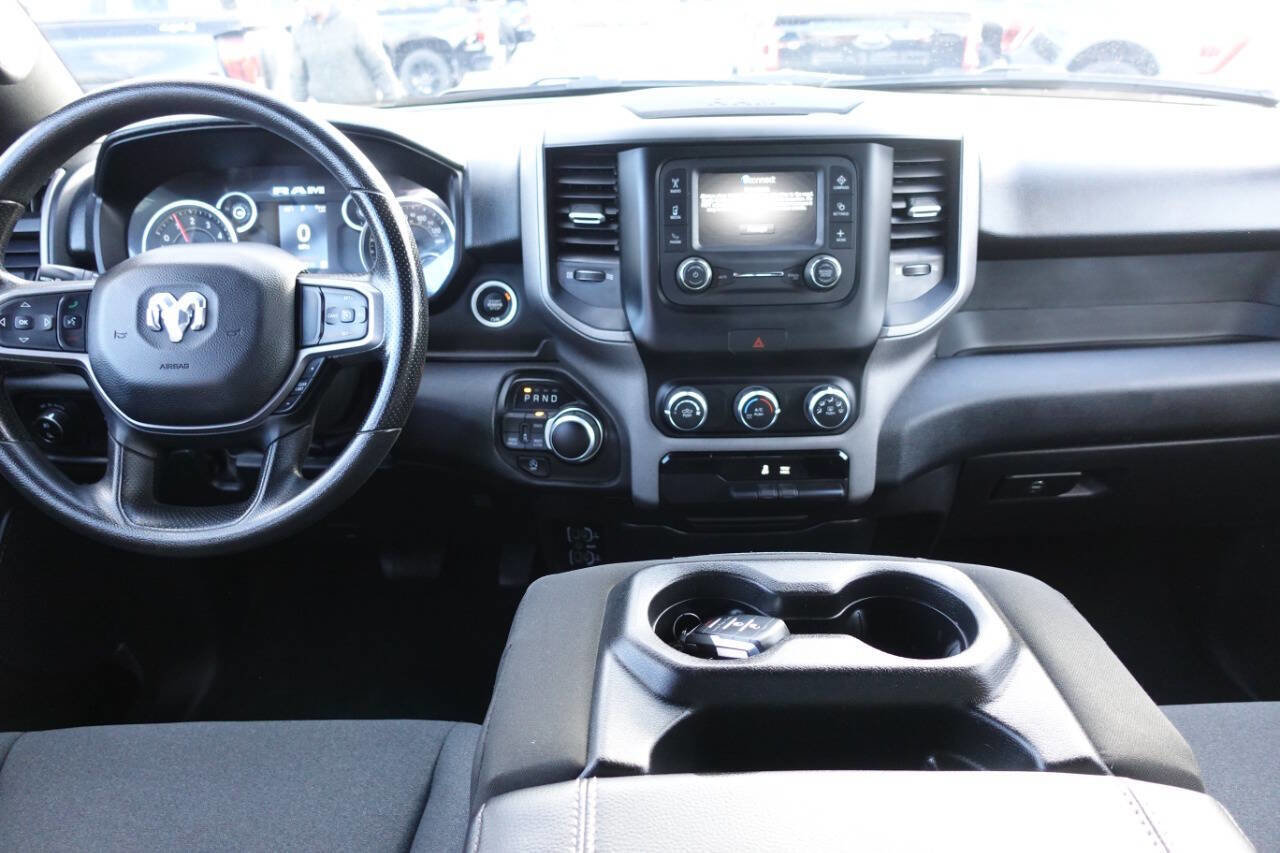 Used 2024 RAM 1500 Tradesman w/ Sport Appearance Package image 41