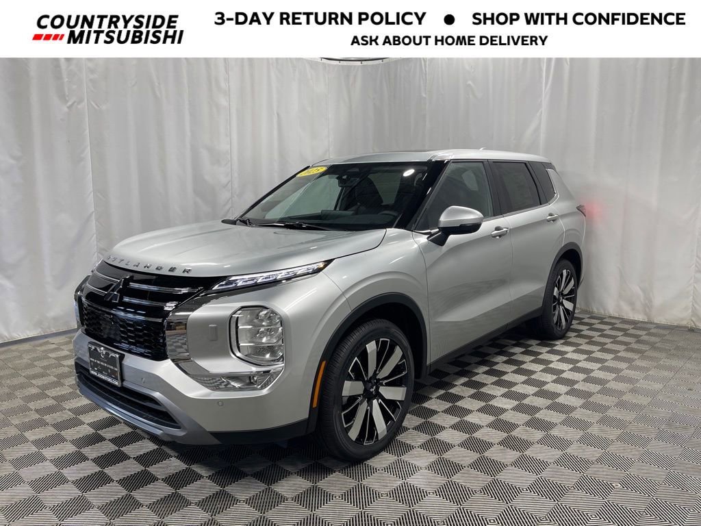 New 2025 Mitsubishi Outlander SE