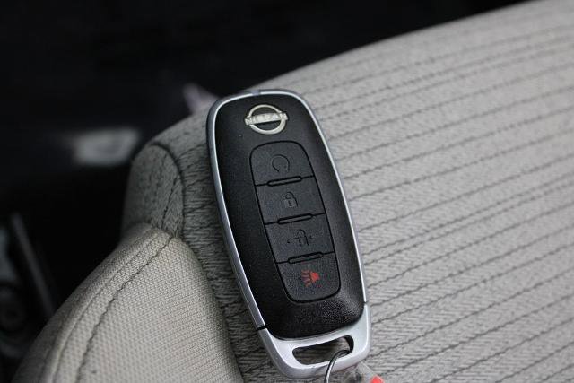 Certified 2023 Nissan Rogue SV image 30