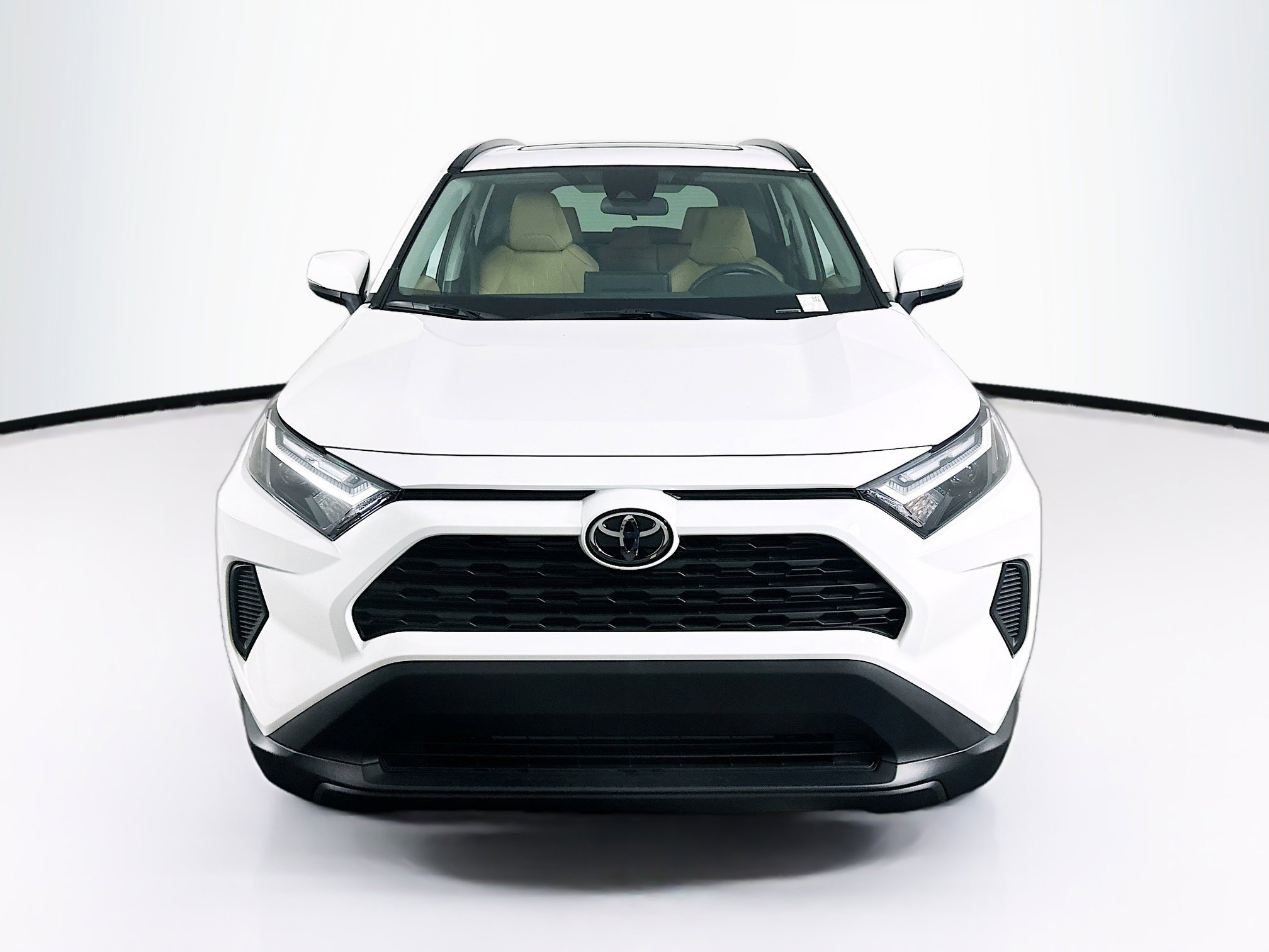 Used 2025 Toyota RAV4 XLE w/ Convenience Package image 2